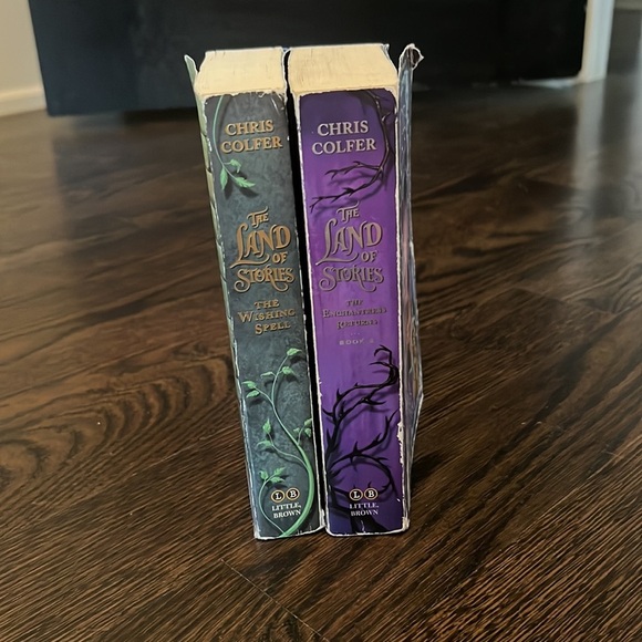 The Land of Stories Books 1 & 2 - Picture 2 of 2